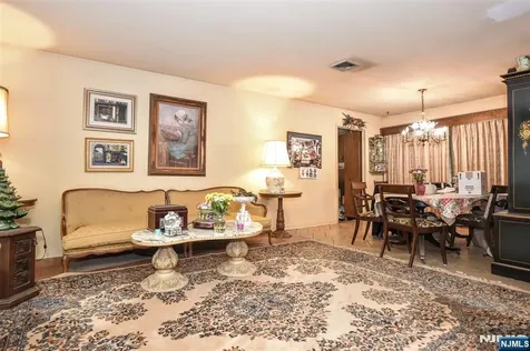 72 Brookside Drive Upper Saddle River NJ 07458