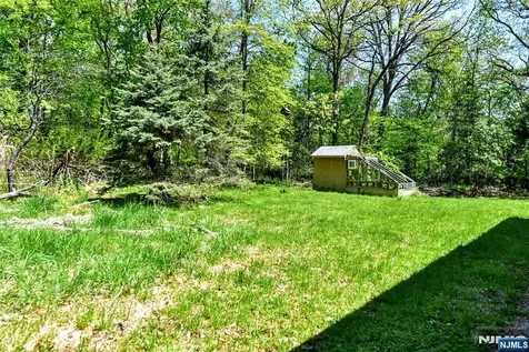 72 Brookside Drive Upper Saddle River NJ 07458