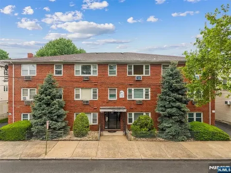 475 Elm Kearny NJ 07032