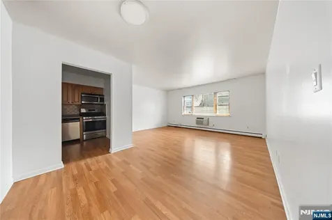 475 Elm Kearny NJ 07032