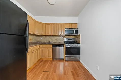 475 Elm Kearny NJ 07032