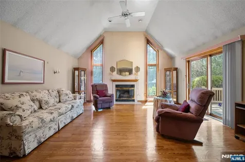 43 Elm Hill Road Clifton NJ 07013