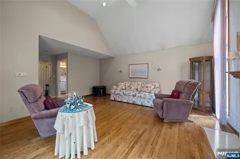 43 Elm Hill Road Clifton NJ 07013