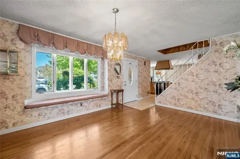 43 Elm Hill Road Clifton NJ 07013