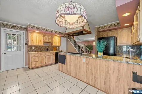 43 Elm Hill Road Clifton NJ 07013