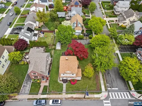 152 High Street Nutley NJ 07110