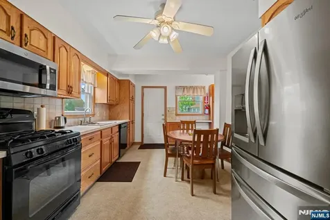 152 High Street Nutley NJ 07110
