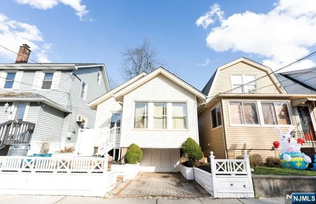 78 Beech Street Belleville NJ 07109