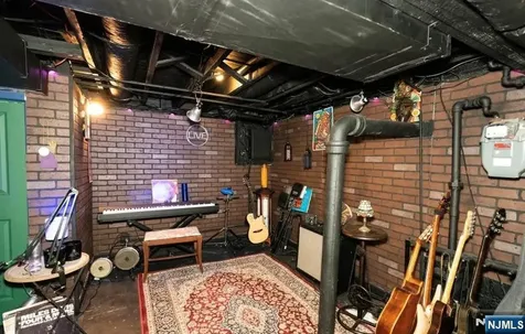 78 Beech Street Belleville NJ 07109