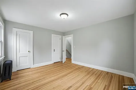45 Leslie Street East Orange NJ 07017