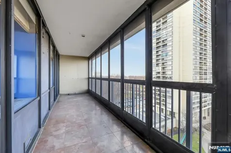5 Horizon Fort Lee NJ 07024
