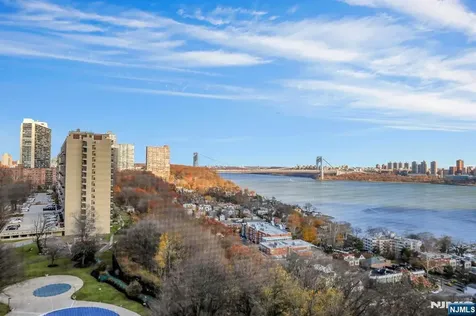 5 Horizon Fort Lee NJ 07024