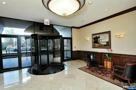 5 Horizon Fort Lee NJ 07024