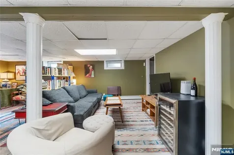 13 Lockwood Drive Clifton NJ 07013