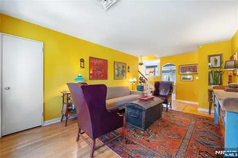 13 Lockwood Drive Clifton NJ 07013