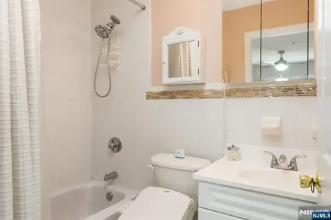 547 Gorge Road Cliffside Park NJ 07010