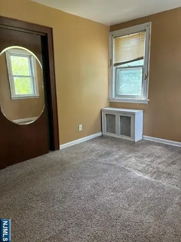 285 Westminster Place Lodi NJ 07644