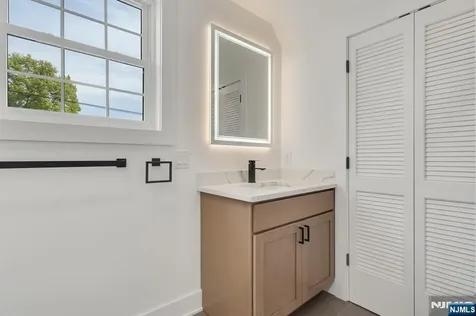 196 Taylor Street Orange NJ 07050