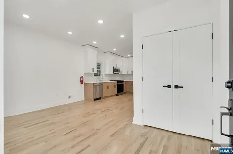 196 Taylor Street Orange NJ 07050