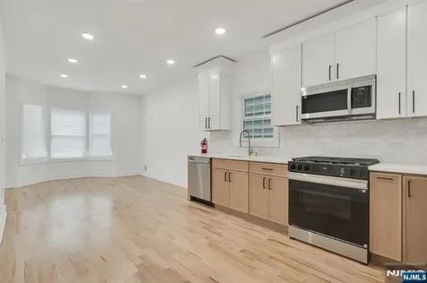 196 Taylor Street Orange NJ 07050
