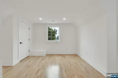 196 Taylor Street Orange NJ 07050