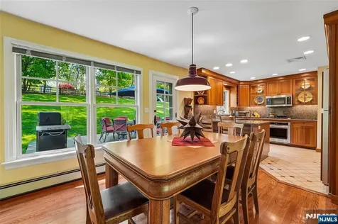 95 Knollton Road Allendale NJ 07401