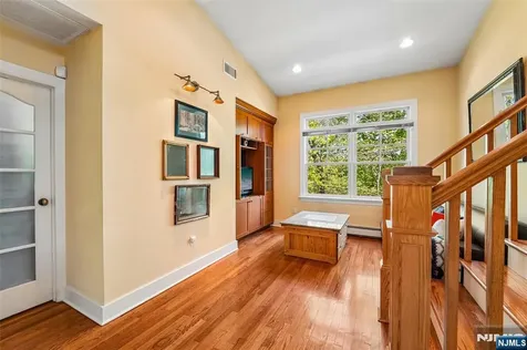 95 Knollton Road Allendale NJ 07401