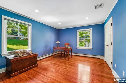 95 Knollton Road Allendale NJ 07401