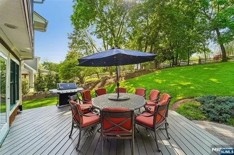 95 Knollton Road Allendale NJ 07401