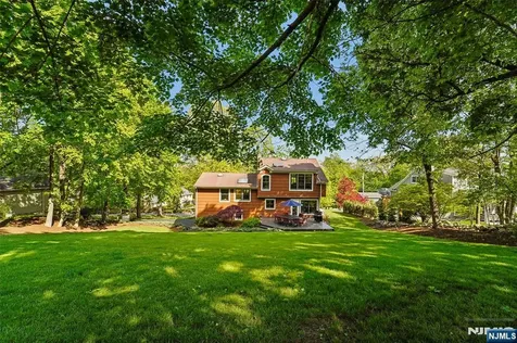 95 Knollton Road Allendale NJ 07401