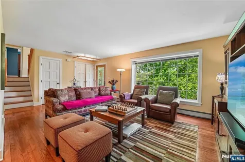 95 Knollton Road Allendale NJ 07401