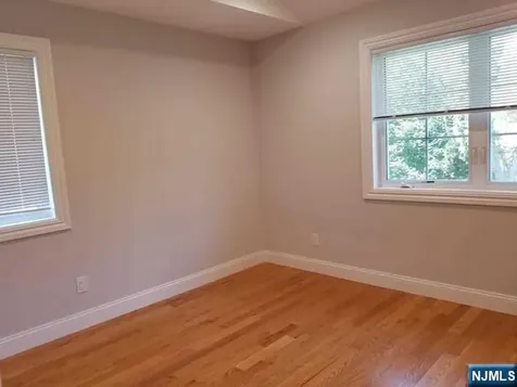 7 Lindley Tenafly NJ 07670