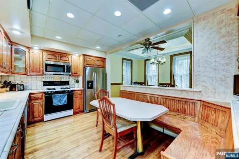 273 French Hill Road Wayne NJ 07470
