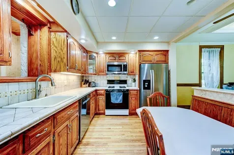 273 French Hill Road Wayne NJ 07470