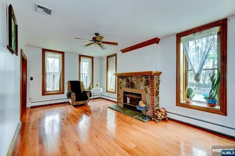 273 French Hill Road Wayne NJ 07470
