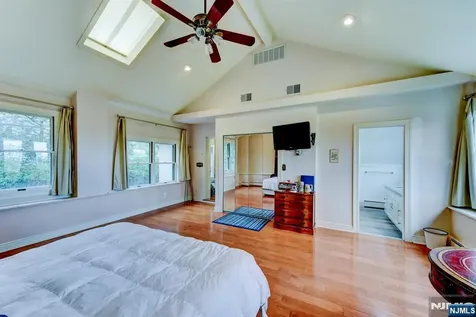 273 French Hill Road Wayne NJ 07470