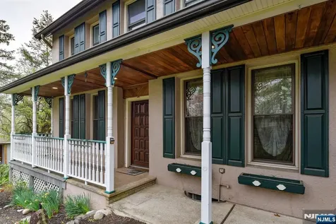 273 French Hill Road Wayne NJ 07470