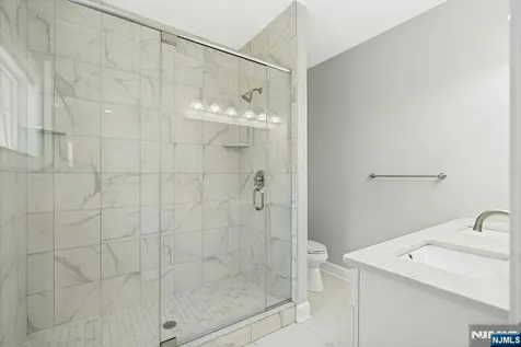 109 Blauvelt Avenue Ho-ho-kus NJ 07423