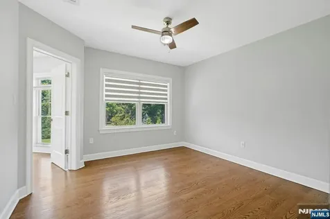 109 Blauvelt Avenue Ho-ho-kus NJ 07423