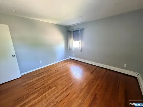 257 Desoto Place Cliffside Park NJ 07010