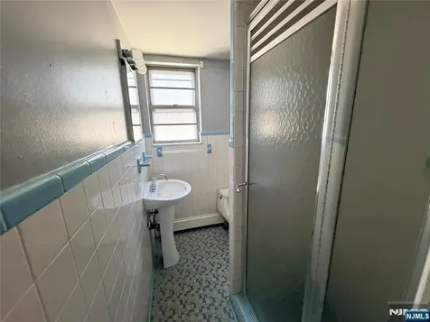 257 Desoto Place Cliffside Park NJ 07010