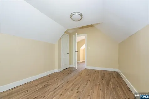 120 Sunset Avenue Newark NJ 07106