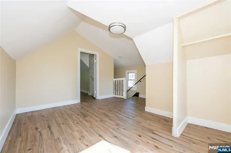 120 Sunset Avenue Newark NJ 07106