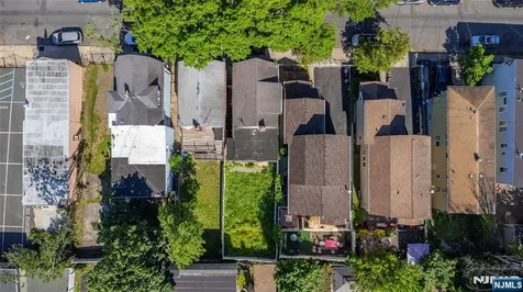 120 Sunset Avenue Newark NJ 07106