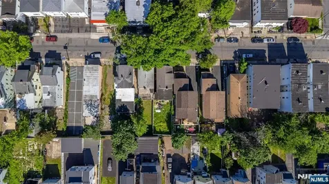 120 Sunset Avenue Newark NJ 07106