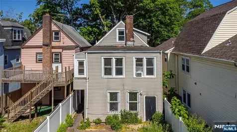 120 Sunset Avenue Newark NJ 07106
