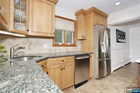 408 Bergen Boulevard Oradell NJ 07649