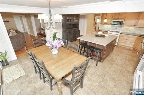 408 Bergen Boulevard Oradell NJ 07649