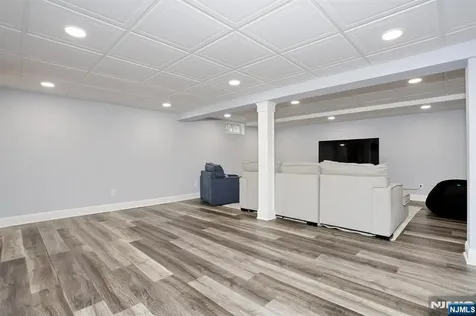 408 Bergen Boulevard Oradell NJ 07649