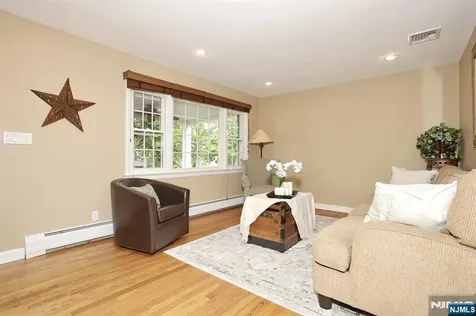 408 Bergen Boulevard Oradell NJ 07649